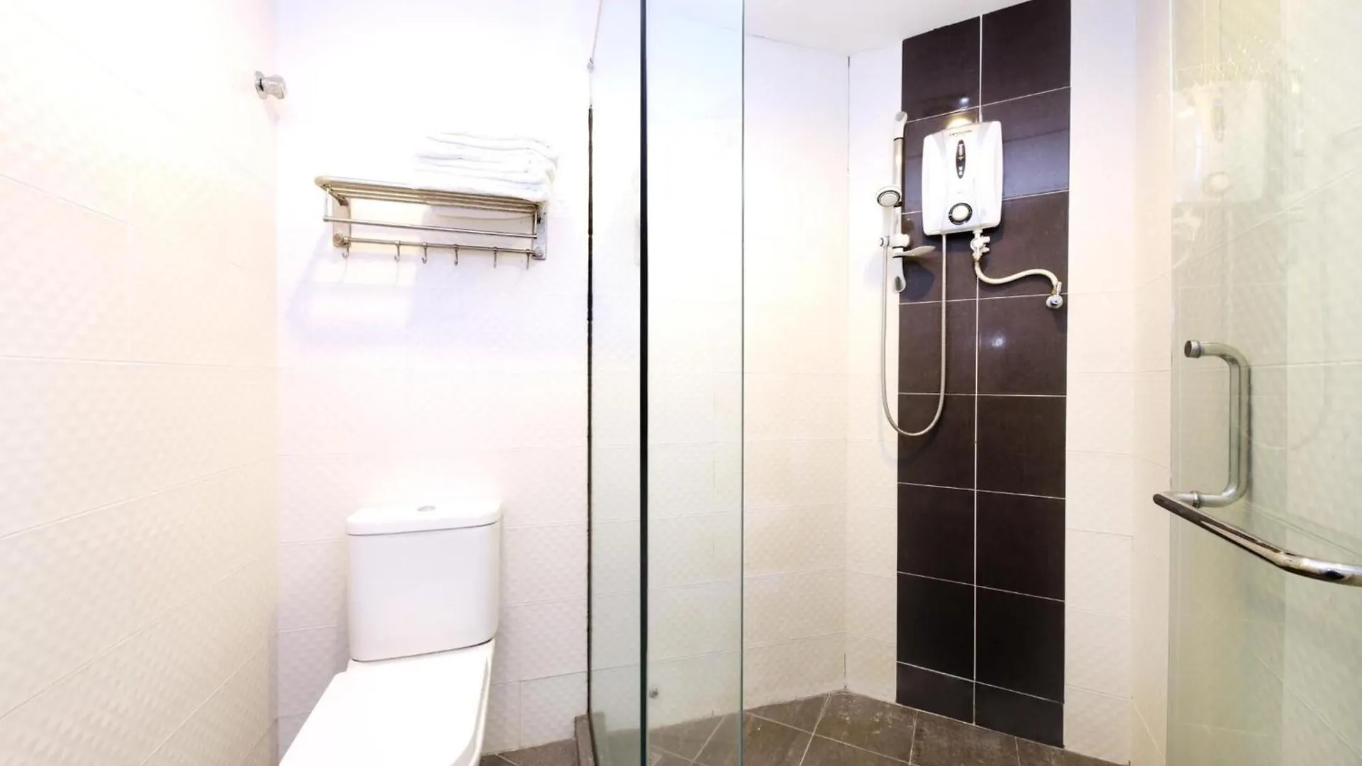 Super Oyo 442 Marvelton Hotel Seberang Jaya